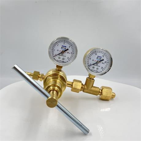 YQY-370高壓氧氣減壓器.jpg